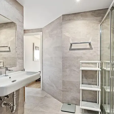 Playa Flores Апартаменты *